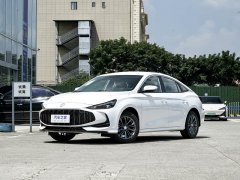 MG5的内饰设计简洁时尚-福汇交易平台官